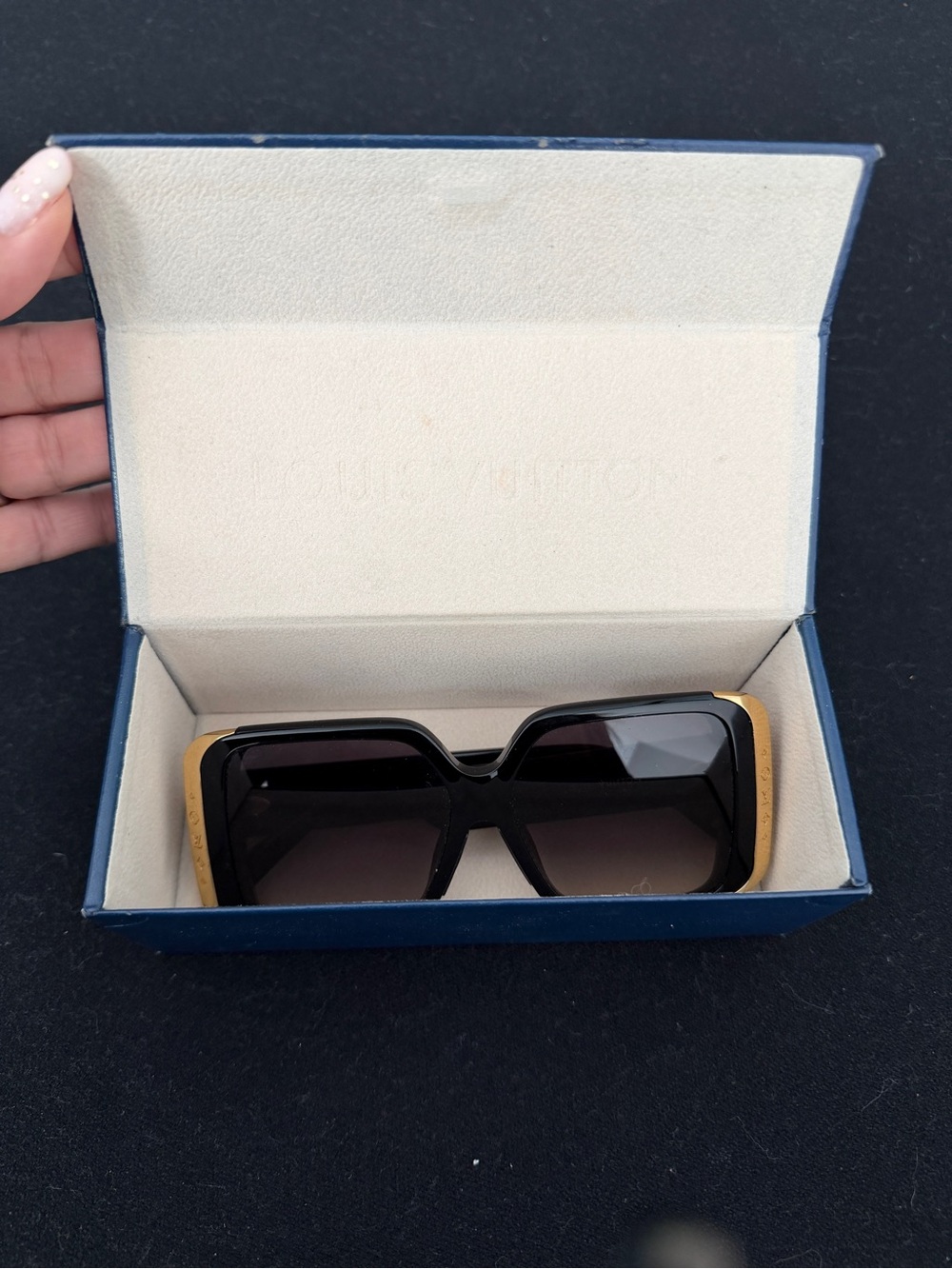 Louis Vuitton Black and Gold Square Gradient Sunglasses - Picture 6 of 13
